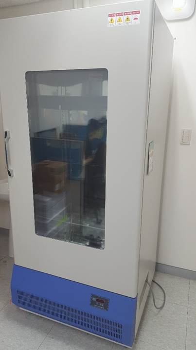 Laboratory freezer 사진
