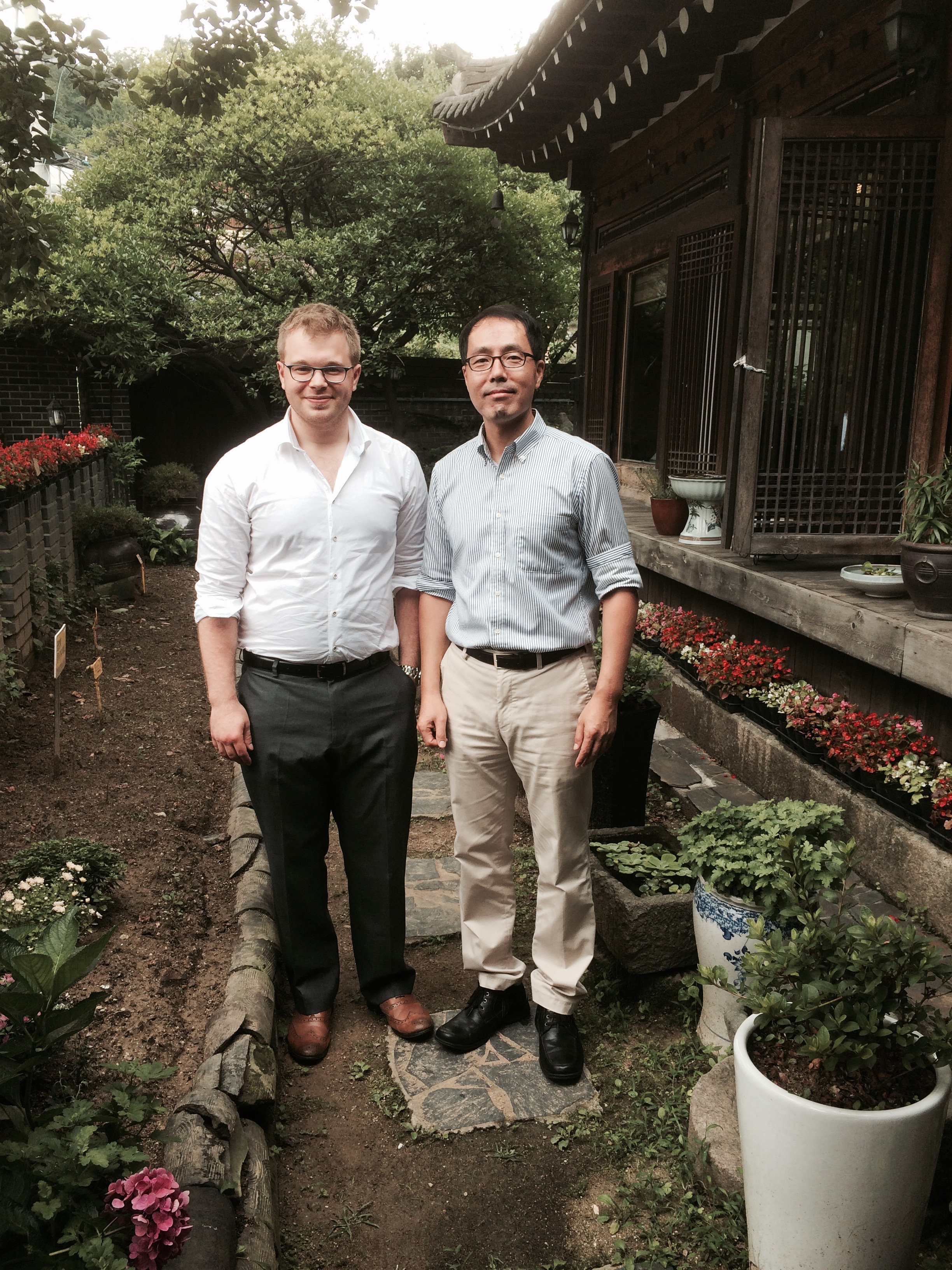 Prof. Minhaeng Cho with Visiting Student, Benjamin Strudwick (University of Amsterdam, the Netherlands) 사진